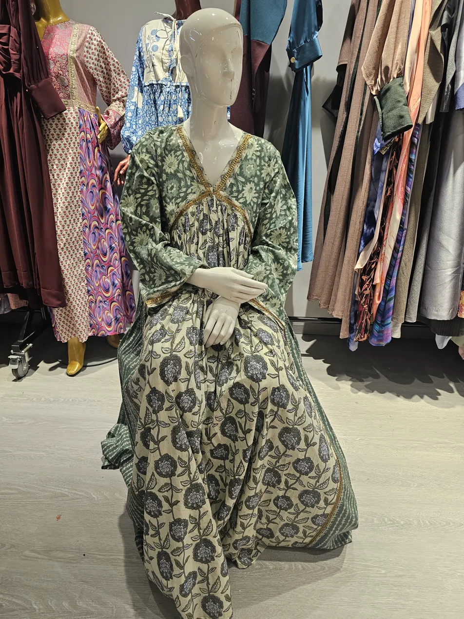 Pink floral elegant dress